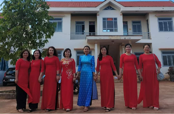 Hội viên, phụ nữ huyện Ea H’Leo sôi nổi hưởng ứng "Tuần lễ Áo dài"